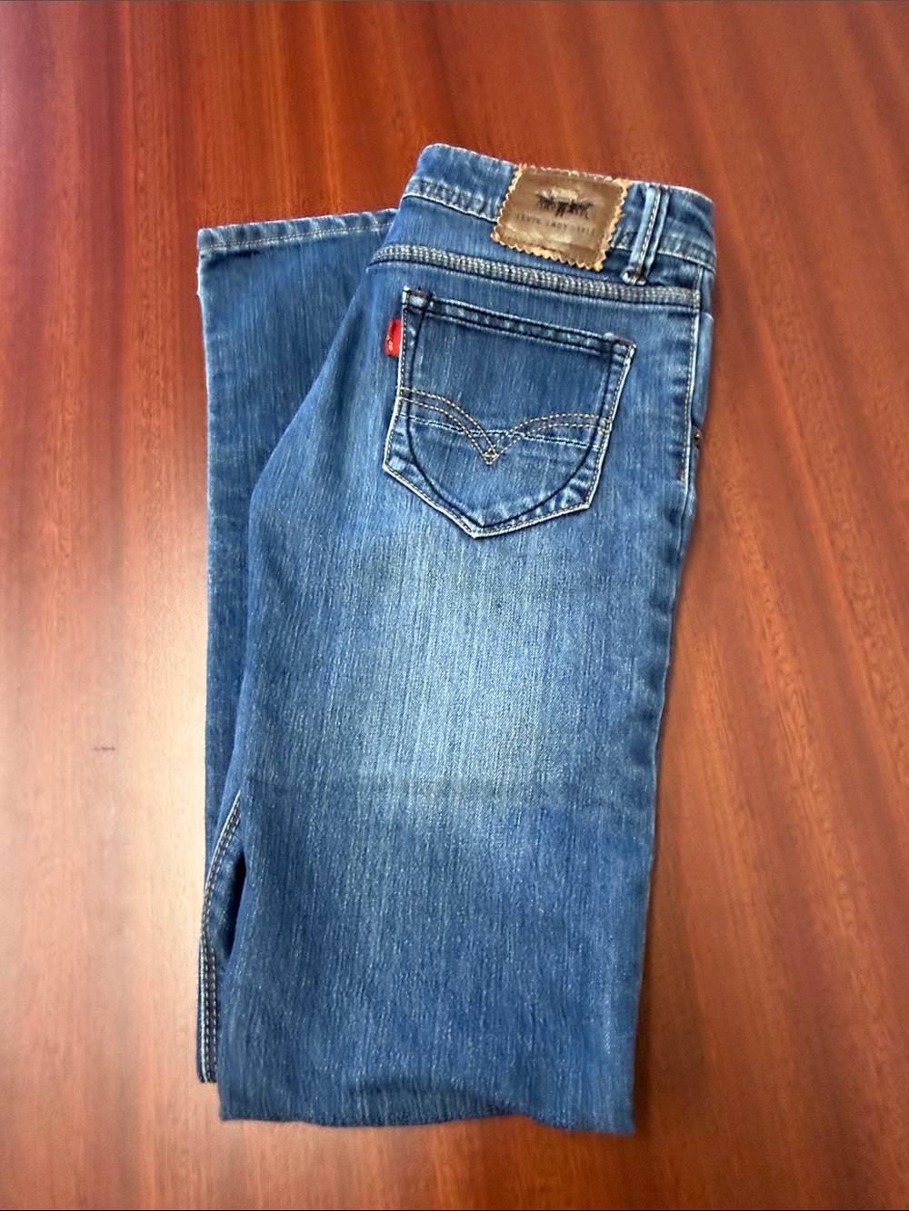 Levi's Femon Women's Medium Blue Straight Leg Jeans